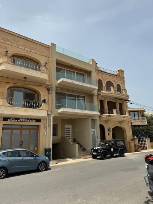 Appartamento Penthouse With Seaviews
